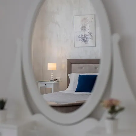 بيت ضيافة The Gallery Boutique ترييستي
